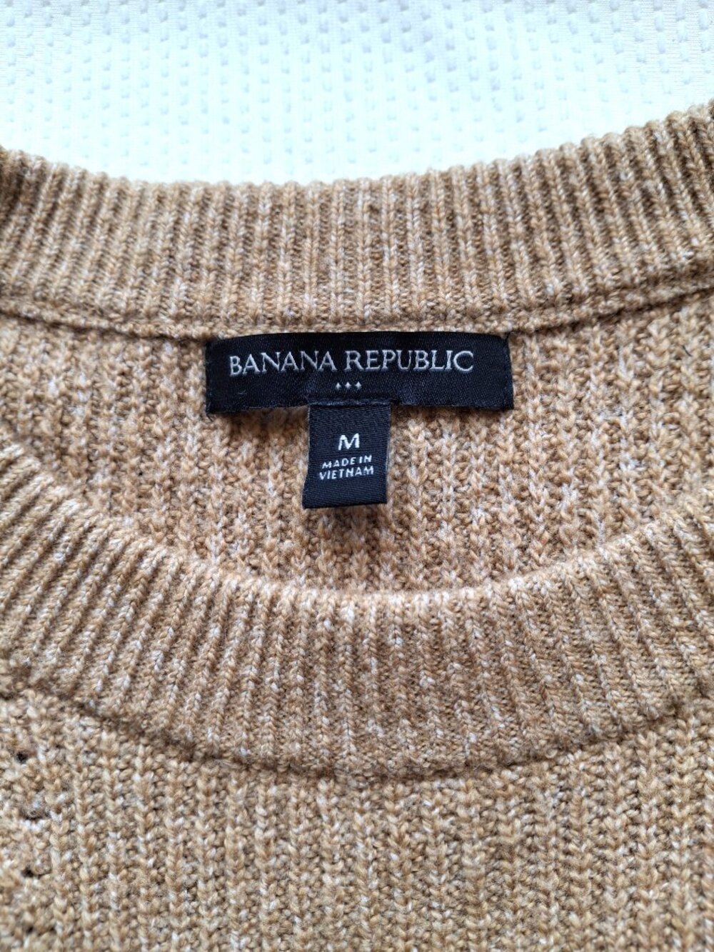 Banana Republic Womens Sweater M Camel Cotton Blend Crew Neck Knit Cozy - Picture 2 of 8